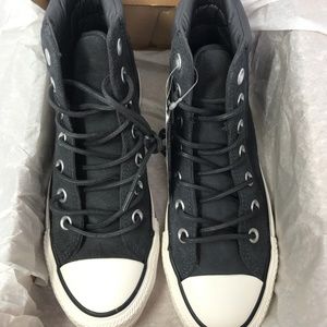 Converse Shoes - Converse Women's Chuck Taylor All Star Boot 6.5 US Converse Shoes - Converse Women's Chuck Taylor All Star Boot 6.5 US